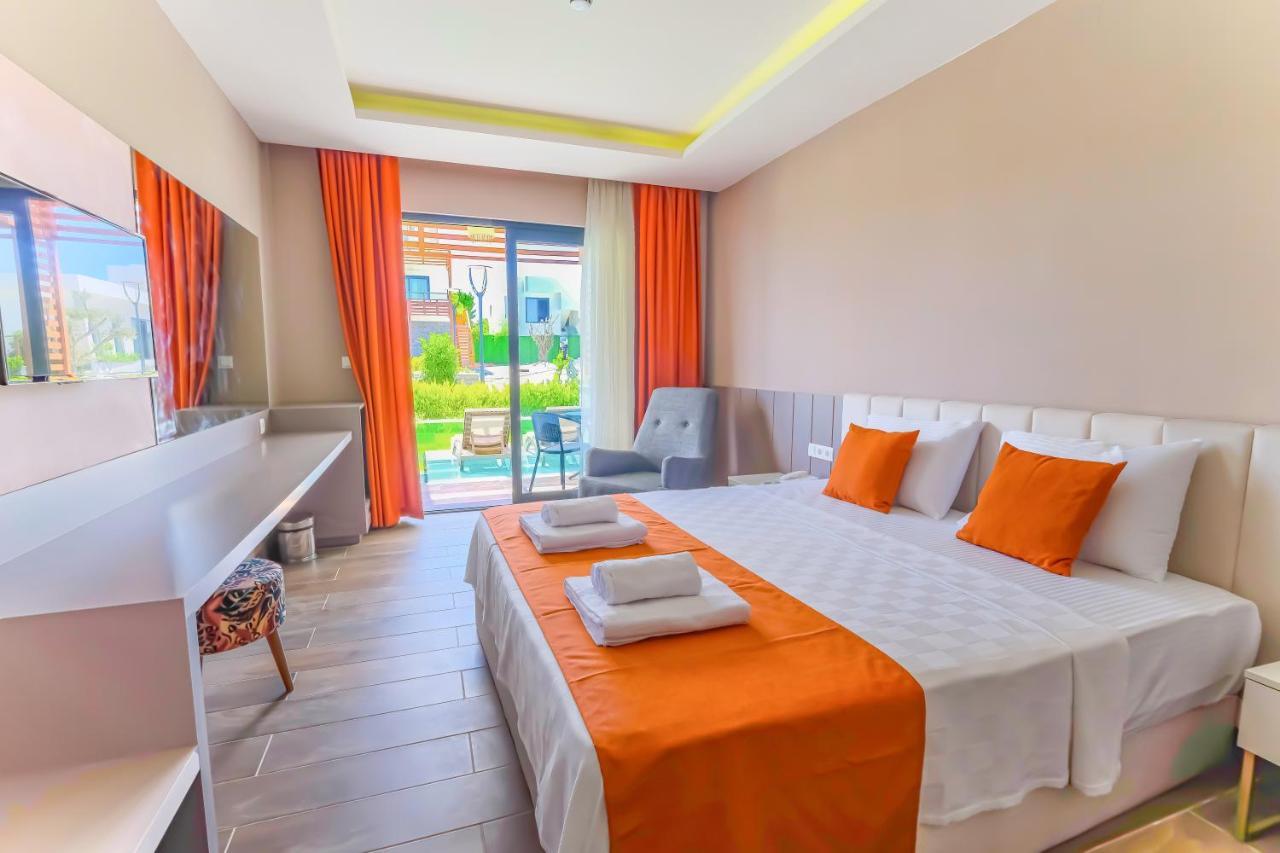 Feniks Hotel Аланя Екстериор снимка