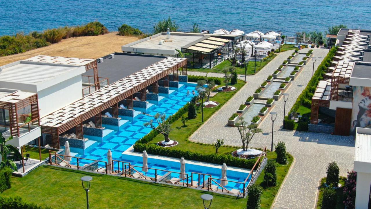 Feniks Hotel Аланя Екстериор снимка