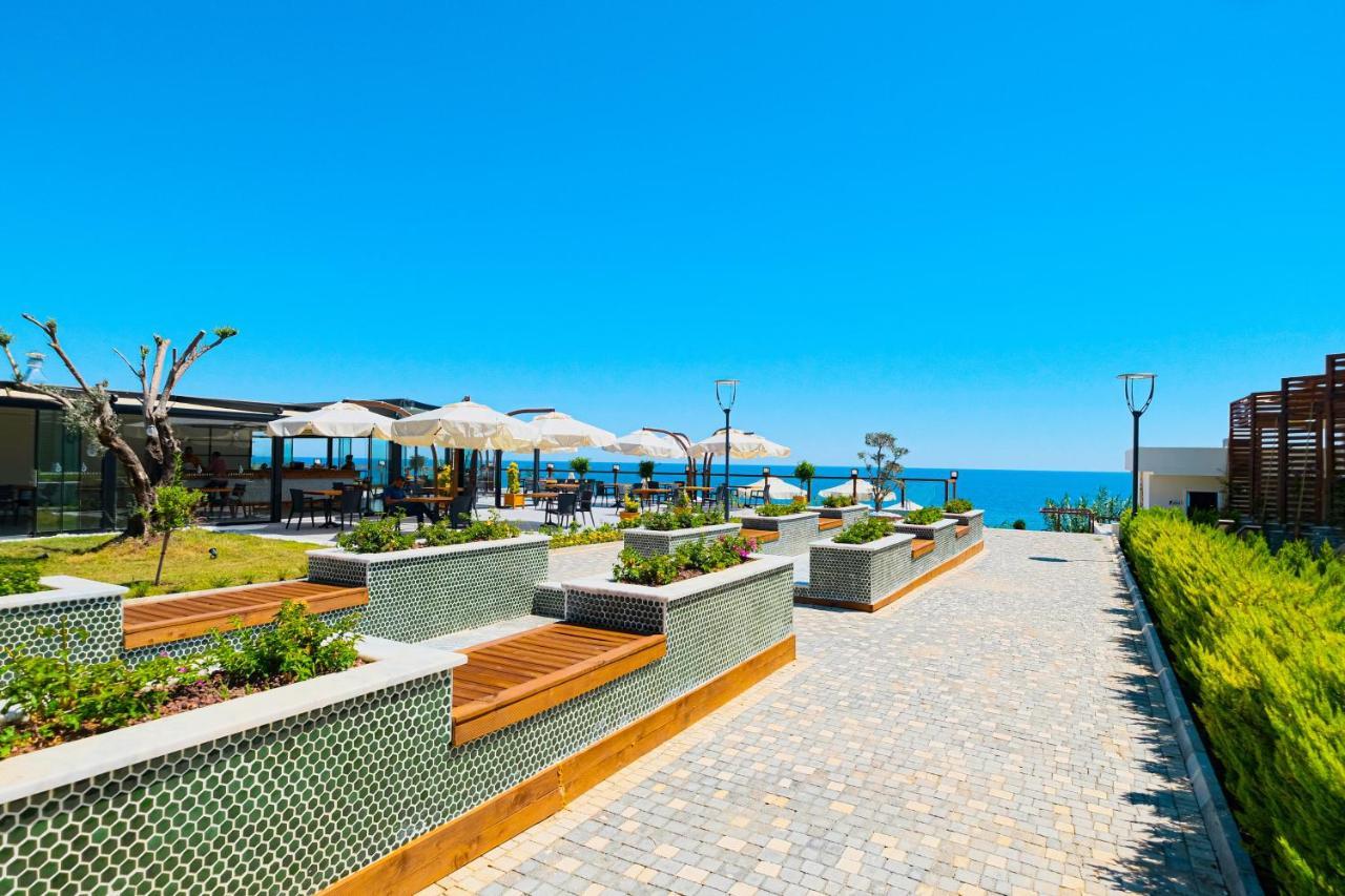 Feniks Hotel Аланя Екстериор снимка