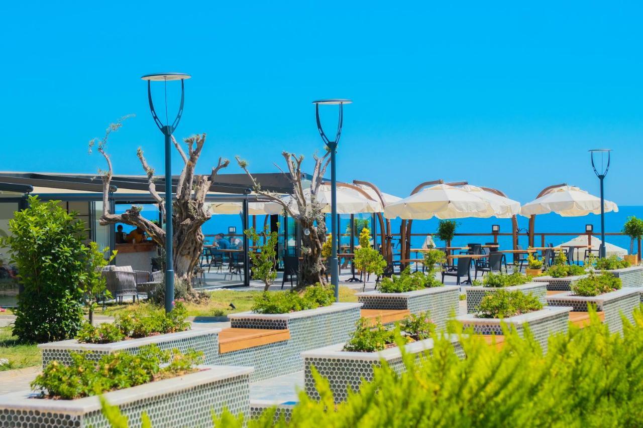 Feniks Hotel Аланя Екстериор снимка