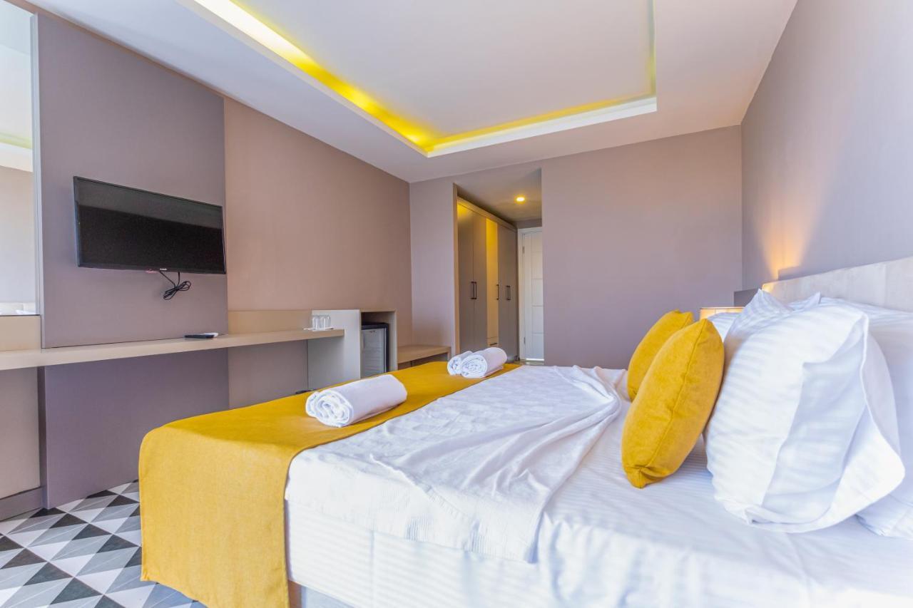 Feniks Hotel Аланя Екстериор снимка