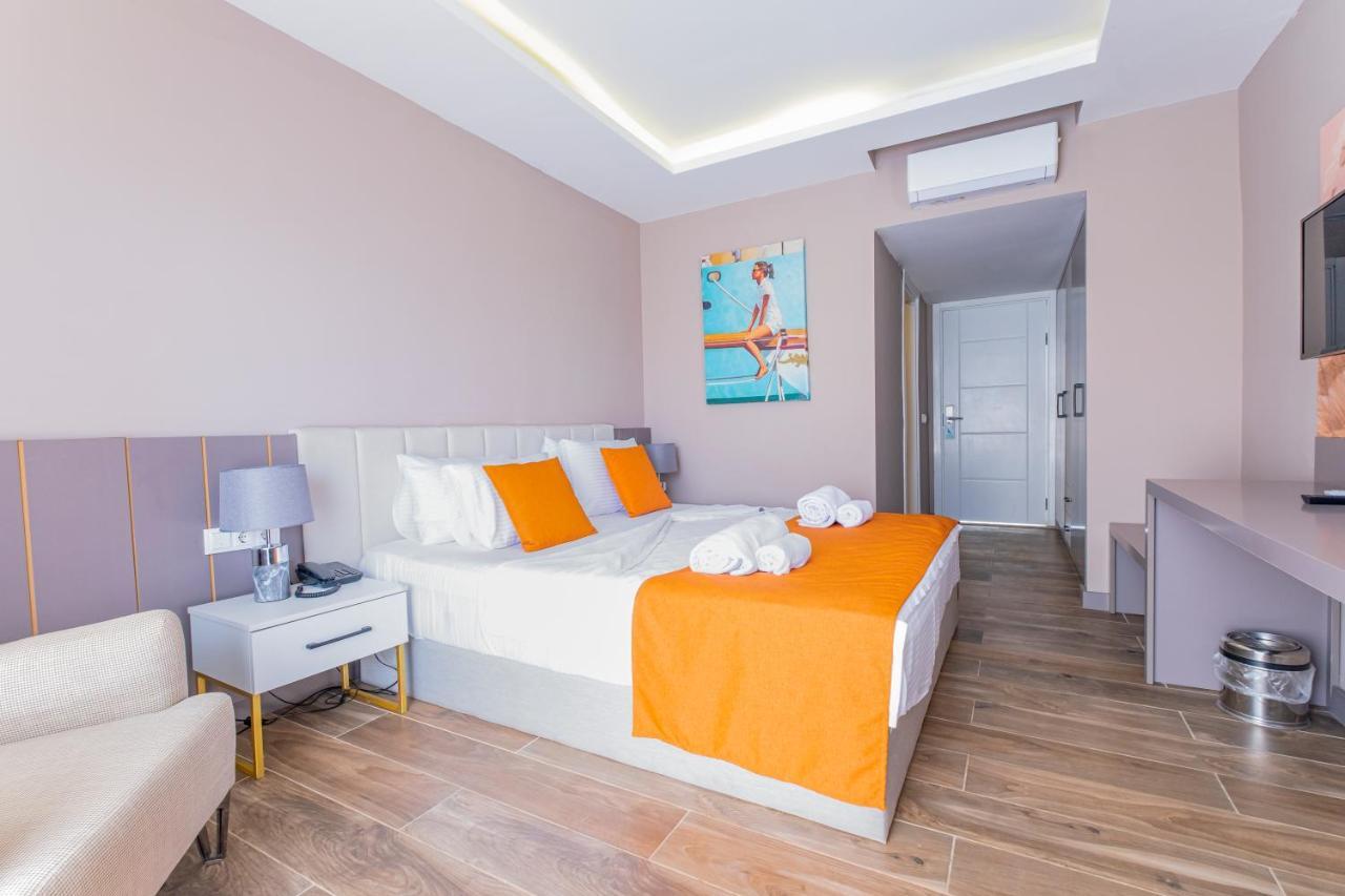 Feniks Hotel Аланя Екстериор снимка